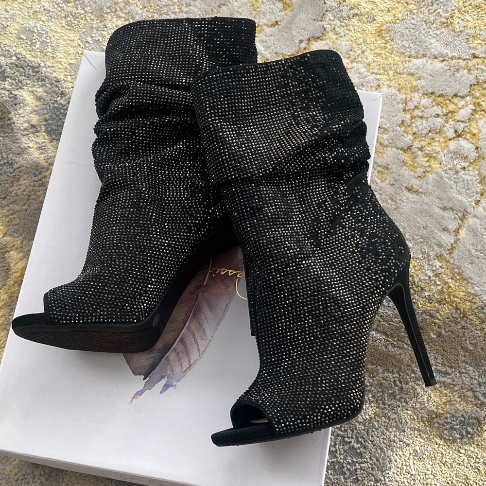 Jessica Simpson Black and Silver Ankle Booties